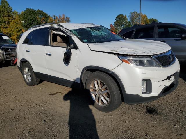 Photo 4 from auction – 2014 KIA SORENTO LX with VIN 5XYKTDA78EG451794