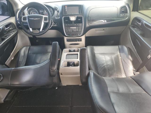 Photo 8 from auction – 2011 CHRYSLER TOWN & COU with VIN 2A4RR8DG1BR782718