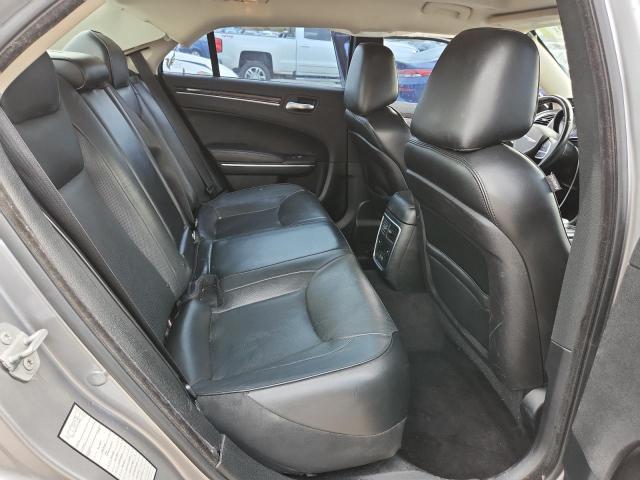 Photo 10 from auction – 2018 CHRYSLER 300 LIMITE with VIN 2C3CCAEG7JH227560