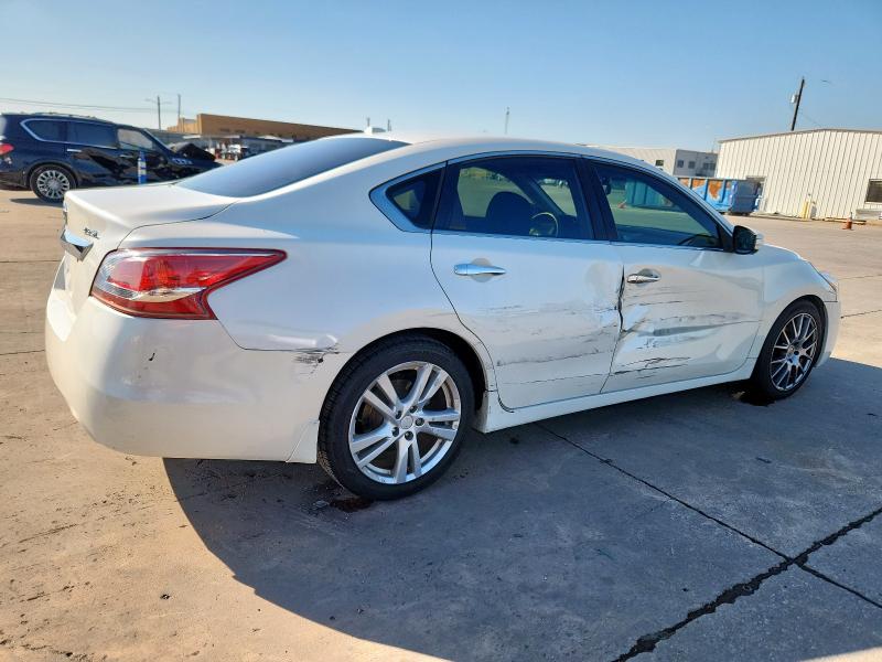 Photo 3 from auction – 2013 NISSAN ALTIMA 3.5 with VIN 1N4BL3AP8DC288034
