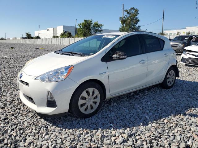 TOYOTA PRIUS C 2013 with VIN JTDKDTB38D1050487 - Photo from auction