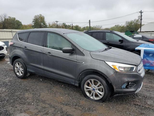 Photo 4 from auction – 2017 FORD ESCAPE SE with VIN 1FMCU0GD7HUA56754