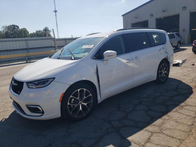 CHRYSLER PACIFICA T 2022 with VIN 2C4RC1BGXNR134638 - Photo from auction