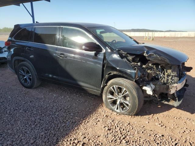 Photo 4 from auction – 2018 TOYOTA HIGHLANDER with VIN 5TDZZRFH0JS282167