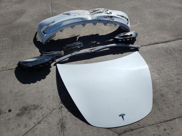 Photo 12 from auction – 2018 TESLA MODEL 3 with VIN 5YJ3E1EA3JF005685