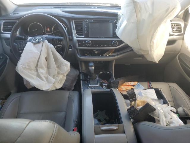 Photo 8 from auction – 2017 TOYOTA HIGHLANDER with VIN 5TDKZRFH5HS518551