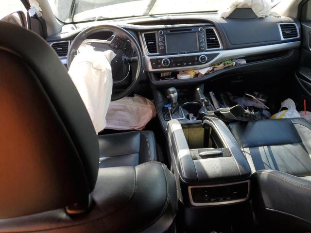 Zdjęcie 8 z aukcji – 2018 TOYOTA HIGHLANDER z VIN 5TDJZRFH8JS832549