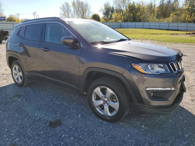 Foto 4 de la subasta – 2019 JEEP COMPASS LA con VIN 3C4NJDBB0KT772366