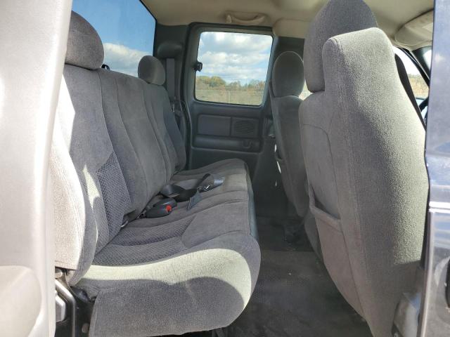 Photo 10 from auction – 2004 CHEVROLET SILVERADO with VIN 2GCEK19T241411610