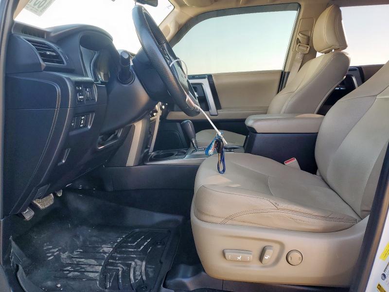 Photo 7 from auction – 2016 TOYOTA 4RUNNER SR5 with VIN JTEZU5JR3G5124360