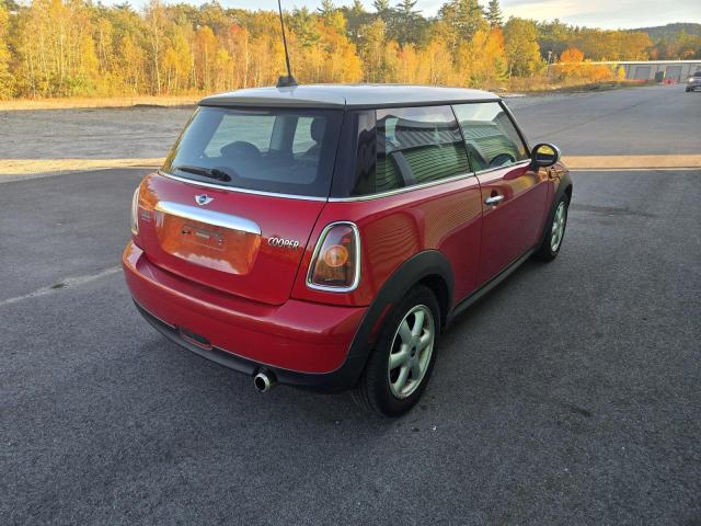 Photo 4 from auction – 2007 MINI COOPER with VIN WMWMF33517TU63263