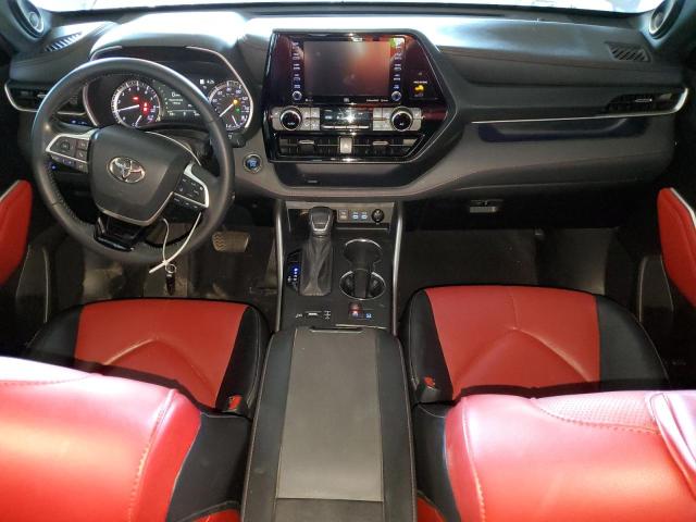Photo 8 from auction – 2022 TOYOTA HIGHLANDER with VIN 5TDJZRAH9NS093933