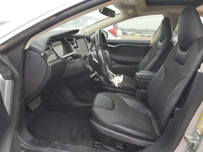 Photo 7 from auction – 2013 TESLA MODEL S with VIN 5YJSA1CG8DFP09285