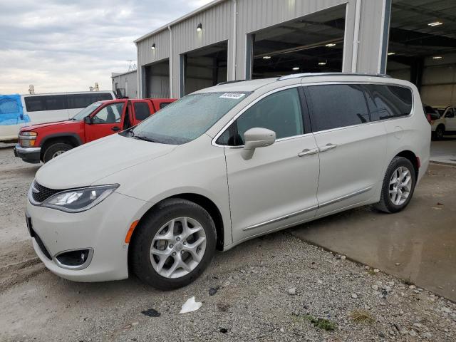 CHRYSLER PACIFICA T 2017 with VIN 2C4RC1EG4HR796778 - Photo from auction