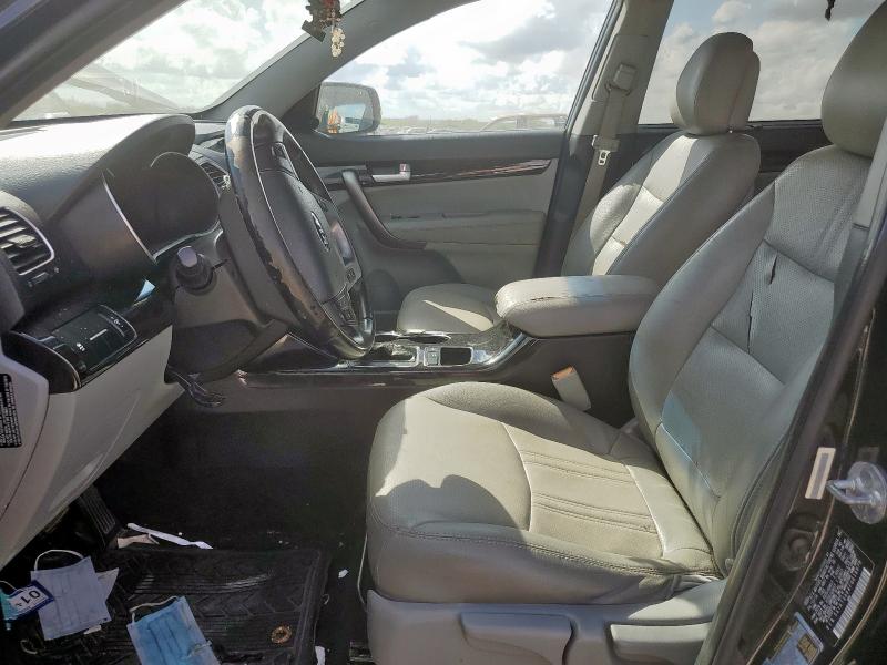 Photo 7 from auction – 2015 KIA SORENTO LX with VIN 5XYKT3A64FG616078