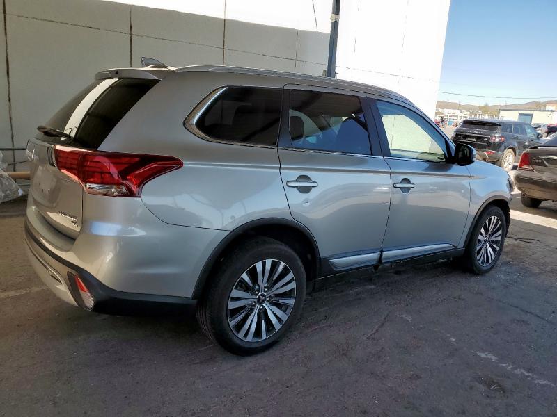 Photo 3 from auction – 2019 MITSUBISHI OUTLANDER with VIN JA4AD3A34KJ001159