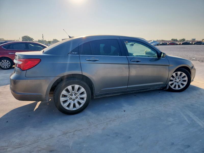 Photo 3 from auction – 2012 CHRYSLER 200 LX with VIN 1C3CCBAB9CN295871