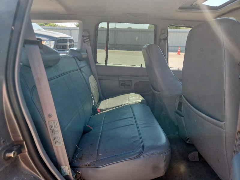 Photo 10 from auction – 1998 FORD EXPLORER with VIN 1FMZU32E3WZB29520