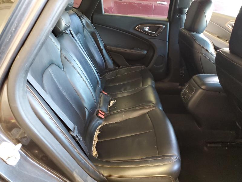 Photo 10 from auction – 2015 CHRYSLER 200 C with VIN 1C3CCCCG5FN510066