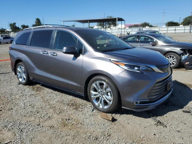 Photo 4 from auction – 2022 TOYOTA SIENNA LIM with VIN 5TDERKECXNS088487