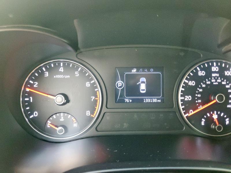 Photo 9 from auction – 2018 KIA OPTIMA LX with VIN 5XXGT4L39JG222376
