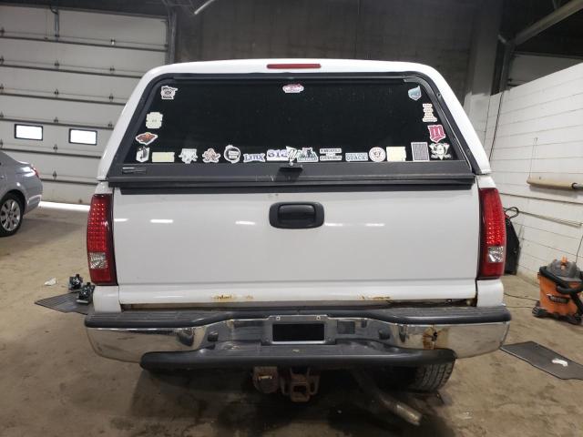Photo 6 from auction – 2004 CHEVROLET SILVERADO with VIN 1GCEK14T94E113805