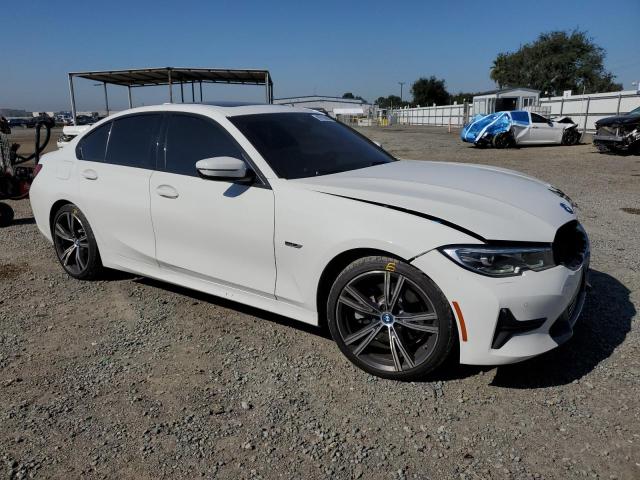Photo 4 from auction – 2022 BMW 330E with VIN 3MW5P7J02N8C28665
