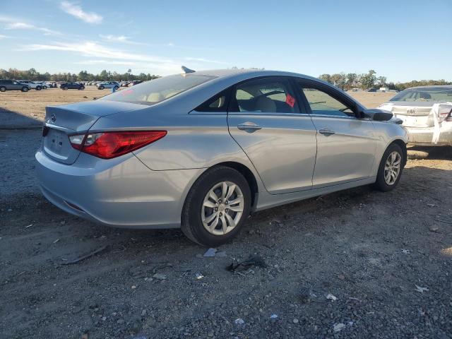 Photo 3 from auction – 2011 HYUNDAI SONATA GLS with VIN 5NPEB4AC7BH241012