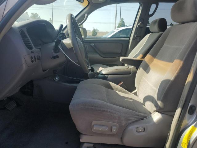 Photo 7 from auction – 2004 TOYOTA SEQUOIA SR with VIN 5TDZT34A44S210252