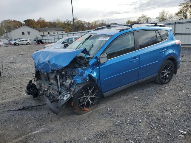 TOYOTA RAV4 SE 2017 with VIN 2T3JFREV1HW668974 - Photo from auction