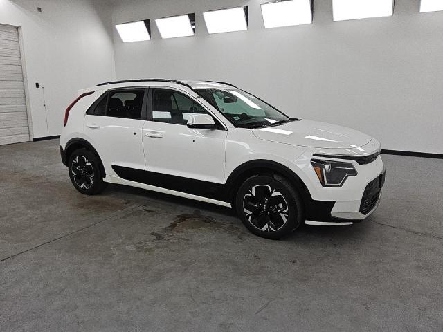 Photo 4 from auction – 2024 KIA NIRO WIND with VIN KNDCR3L16R5099223