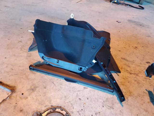 Photo 12 from auction – 2016 TOYOTA PRIUS with VIN JTDKARFU8G3026889