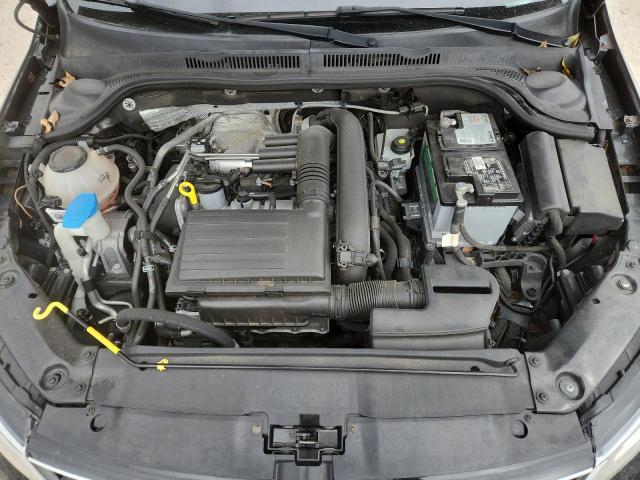 Photo 11 from auction – 2018 VOLKSWAGEN JETTA S with VIN 3VW2B7AJ6JM229491