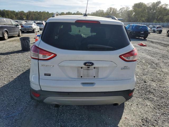 Photo 6 from auction – 2016 FORD ESCAPE SE with VIN 1FMCU0GX6GUB30481