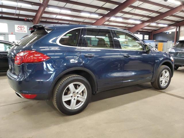 Photo 3 from auction – 2012 PORSCHE CAYENNE S with VIN WP1AE2A25CLA92113