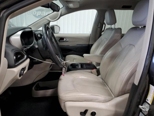 Photo 7 from auction – 2017 CHRYSLER PACIFICA E with VIN 2C4RC1L71HR765362