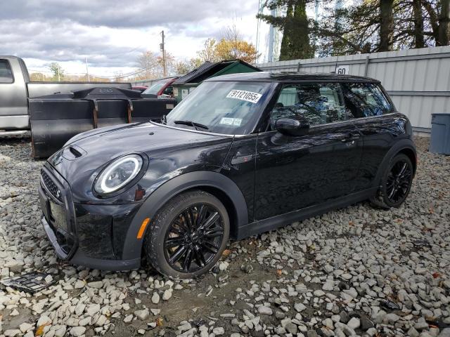 MINI COOPER S 2024 with VIN WMW53DH01R2V67227 - Photo from auction
