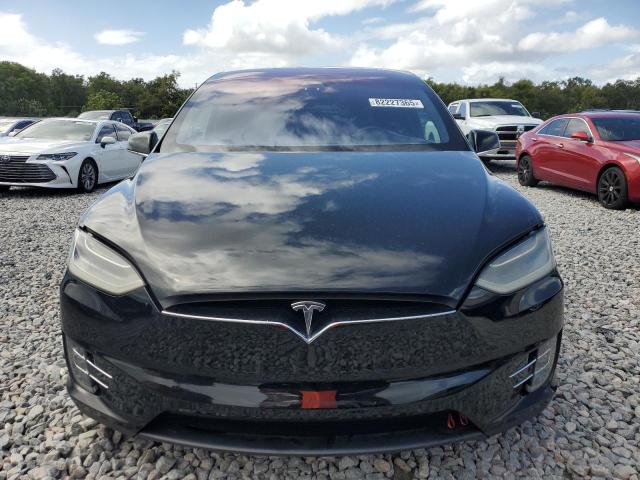 Photo 5 from auction – 2017 TESLA MODEL X with VIN 5YJXCDE2XHF054443