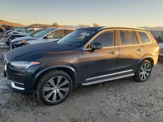 2022 VOLVO XC90 T8 RE