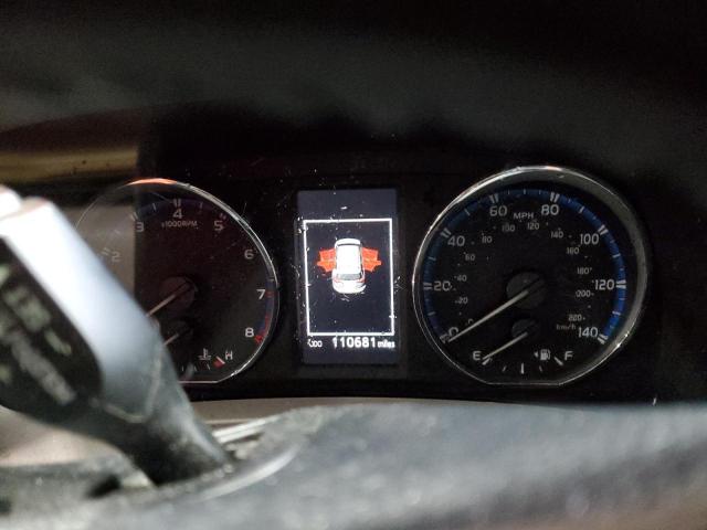 Photo 9 from auction – 2017 TOYOTA RAV4 LIMIT with VIN 2T3DFREV3HW688141
