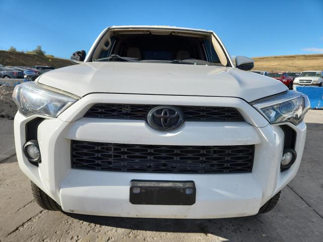 Photo 5 from auction – 2018 TOYOTA 4RUNNER SR with VIN JTEBU5JR9J5548439
