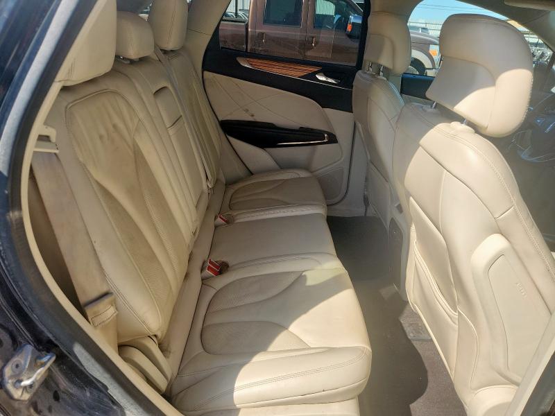 Photo 11 from auction – 2015 LINCOLN MKC with VIN 5LMCJ1A93FUJ11097