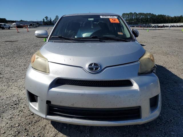 Photo 5 from auction – 2010 TOYOTA SCION XD with VIN JTKKU4B43AJ057429