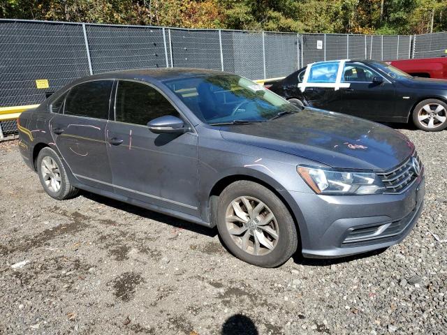 Photo 4 from auction – 2016 VOLKSWAGEN PASSAT S with VIN 1VWAT7A32GC054015