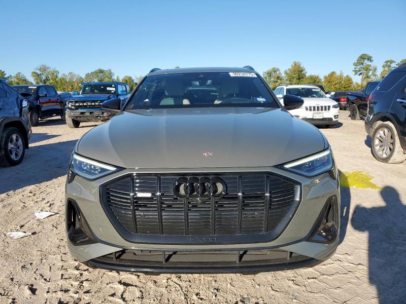Photo 5 from auction – 2022 AUDI E-TRON CHR with VIN WA1VABGE7NB034037