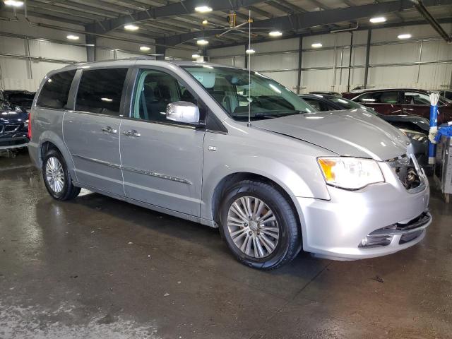 Photo 4 from auction – 2014 CHRYSLER TOWN & COU with VIN 2C4RC1CG2ER273001