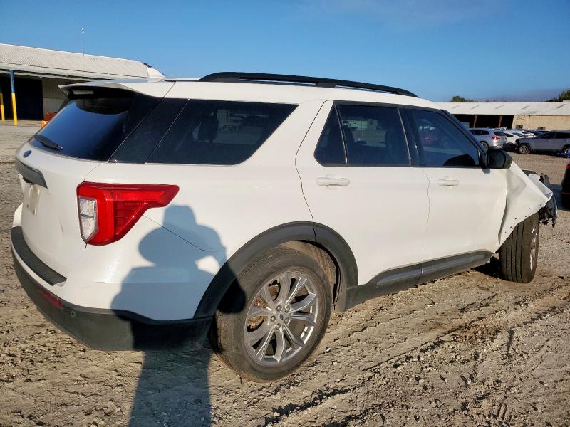 Photo 3 from auction – 2021 FORD EXPLORER X with VIN 1FMSK7DH9MGB95228