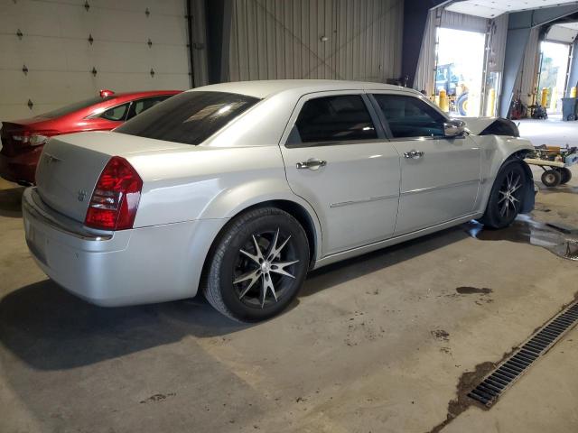 Photo 3 from auction – 2006 CHRYSLER 300C with VIN 2C3LA63H26H136041
