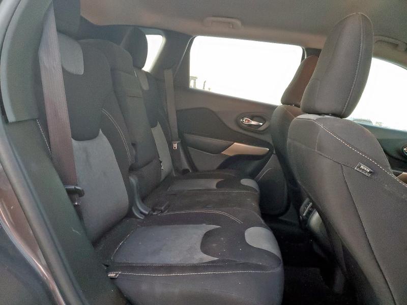Photo 11 from auction – 2018 JEEP CHEROKEE L with VIN 1C4PJLCB5JD588059