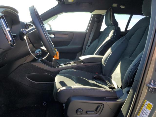 Photo 7 from auction – 2023 VOLVO XC40 RECHA with VIN YV4ED3UWXP2969732